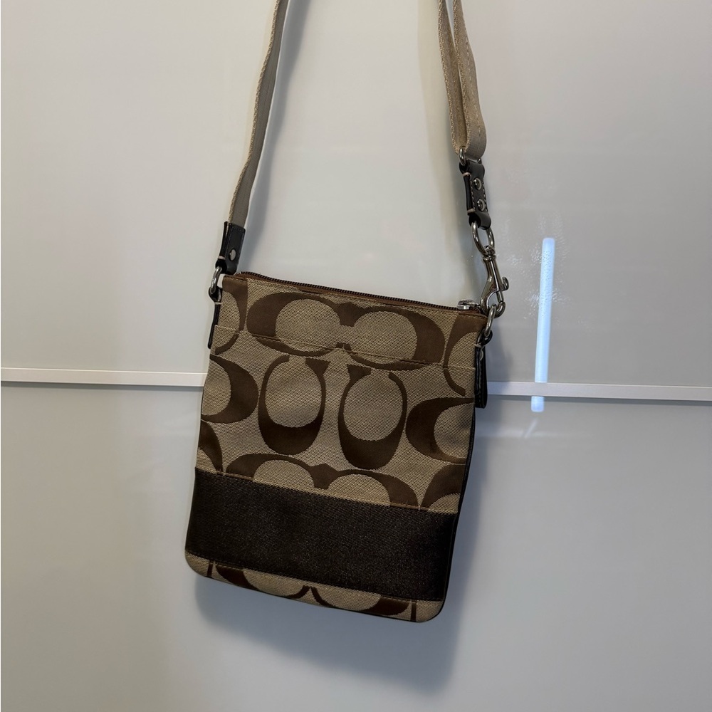Vintage Y2K Coach Signature Canvas Crossbody Bag - Picture 5 of 7